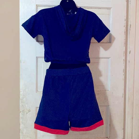 2 piece shorts set - Picture 2 of 2
